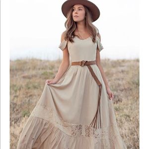 Joyfolie coral dress in taupe ecru NWT